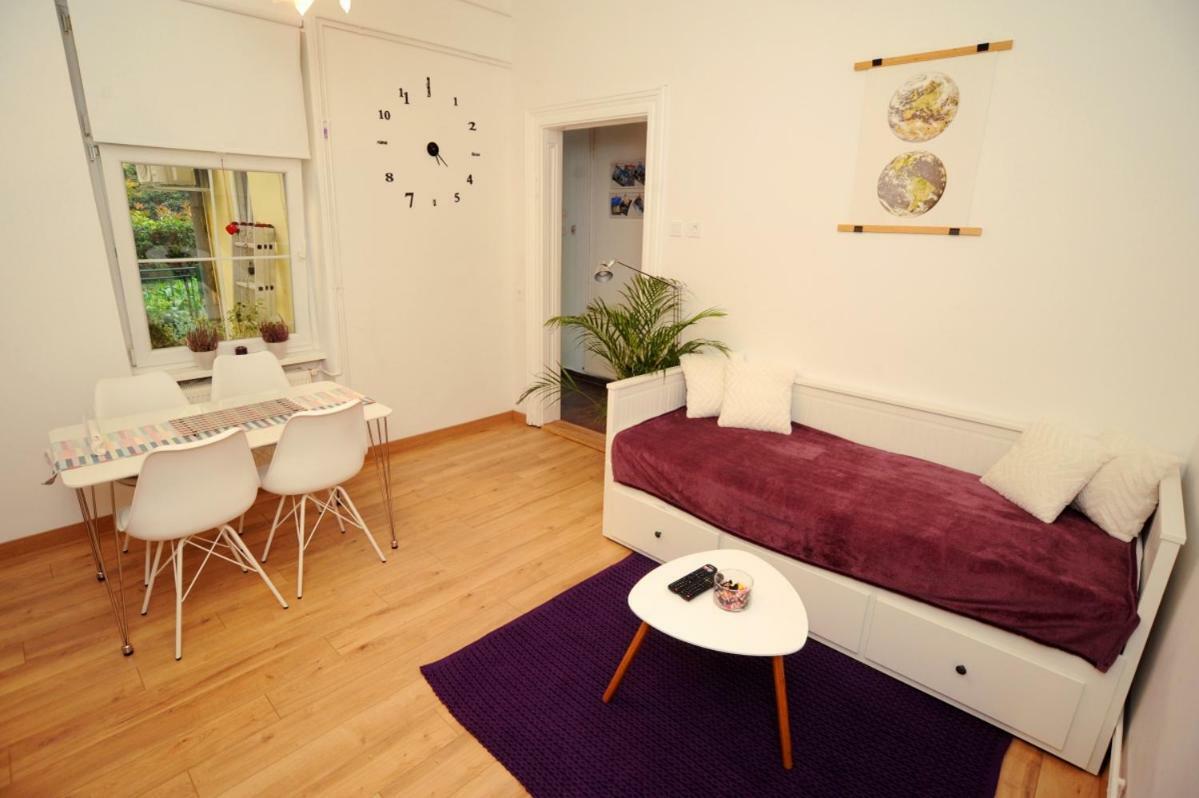 Garden Town Apartment ซาเกร็บ ภายนอก รูปภาพ